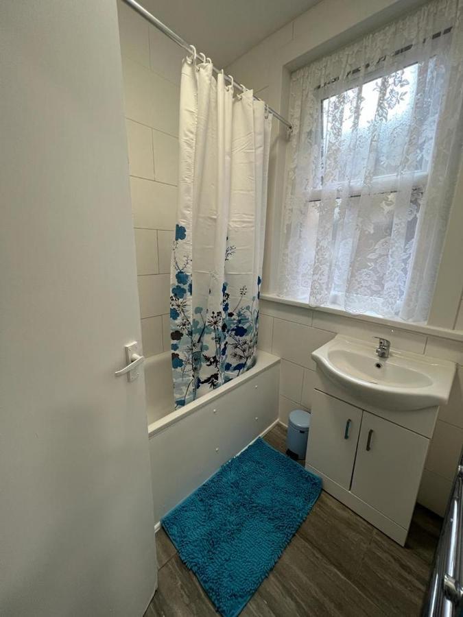 ホテル Woodgreen House ロンドン エクステリア 写真