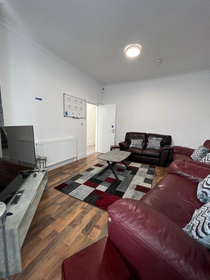 ホテル Woodgreen House ロンドン エクステリア 写真